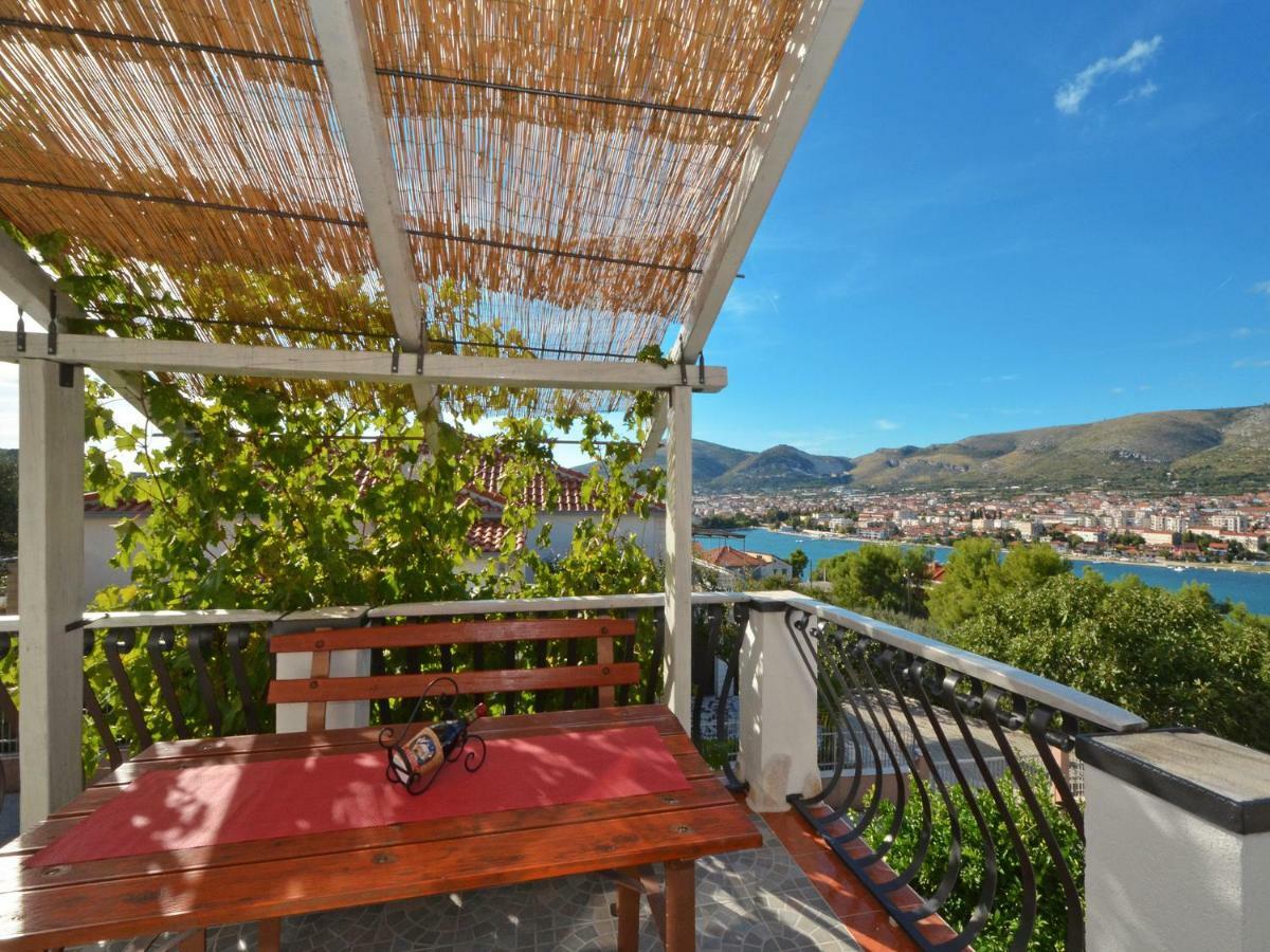 Apartment Poseidon Trogir Extérieur photo